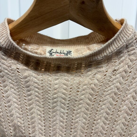 NWT - Free People Oatmeal Cable Knit Mock Neck Sleeveless Sweater Vest (S) - Picture 3 of 4